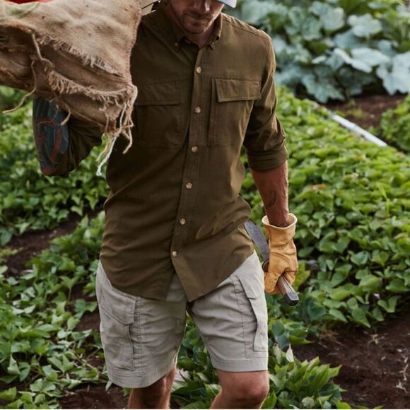 Duluth Tradng Dry on the Fly Relaxed Fit 9"‎ Cargo Shorts size38 Smokey Tan NWT - Picture 2 of 8